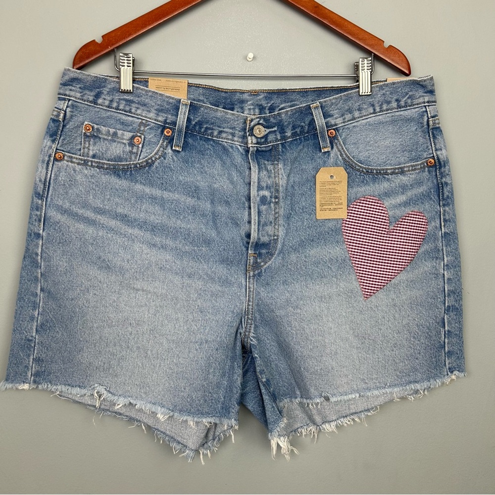 Levi’s 501 150 anniv high rise women’s denim  patch heart size 16W button fly - Picture 3 of 16